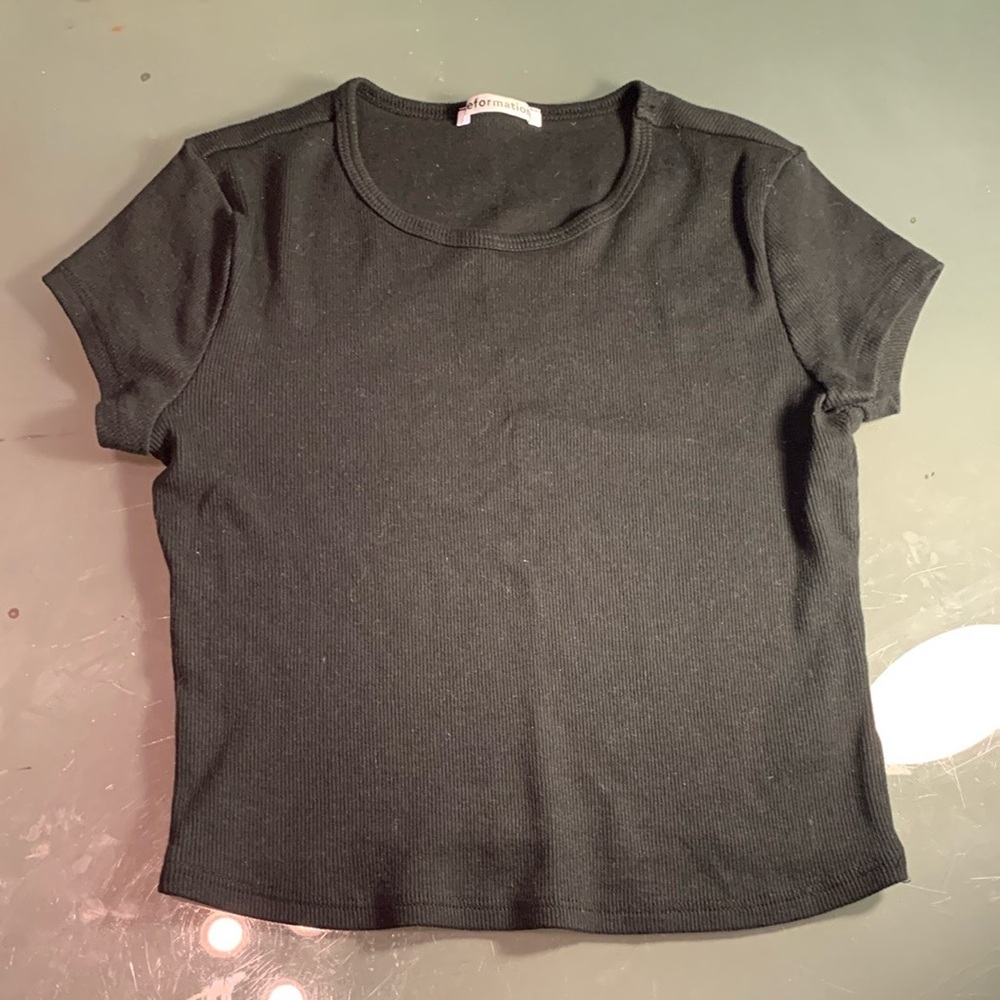 Reformation Black Ribbed Fitted Tee – Size Small